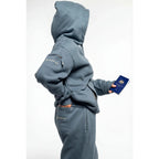 mirror:https://cdn.shopify.com/s/files/1/0085/6100/0510/files/avionlux-dream-premium-travel-hoodie-915.webp?v=1778352478